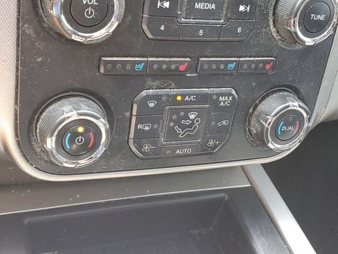 Used 2016 Ford Expedition EL XLT w/ Equipment Group 202A AWD/4WD image 30