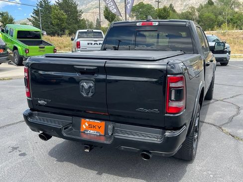 Used 2020 RAM 1500 Limited w/ Black Appearance Package AWD/4WD image 9
