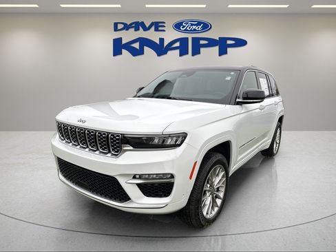 Used 2022 Jeep Grand Cherokee Summit AWD/4WD image 4