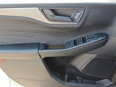 Used 2023 Ford Escape Active image 10