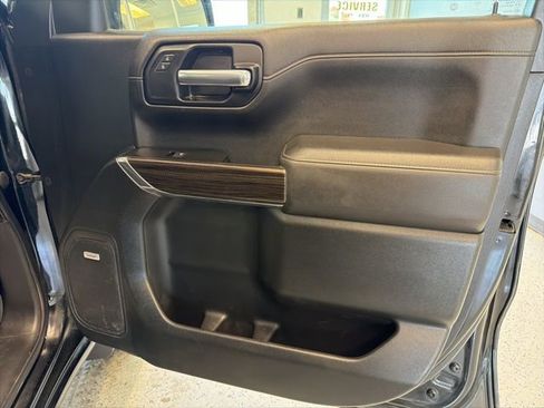 Used 2021 Chevrolet Silverado 1500 LT Trail Boss w/ Convenience Package II image 40