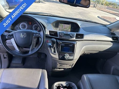 Used 2016 Honda Odyssey Touring image 5