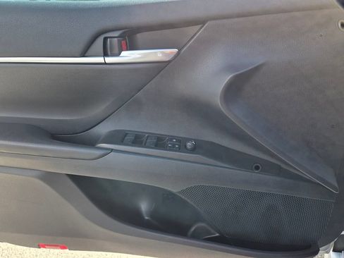 Used 2024 Toyota Camry SE w/ Convenience Package FWD image 20