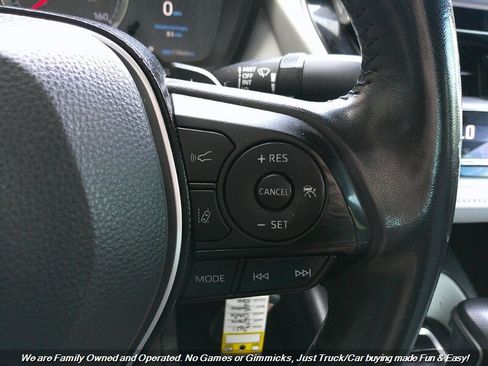 Used 2021 Toyota Corolla SE w/ Carpet Mat Package (TMS) image 39