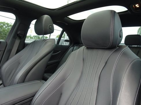 Used 2023 Mercedes-Benz E 450 4MATIC Sedan image 10