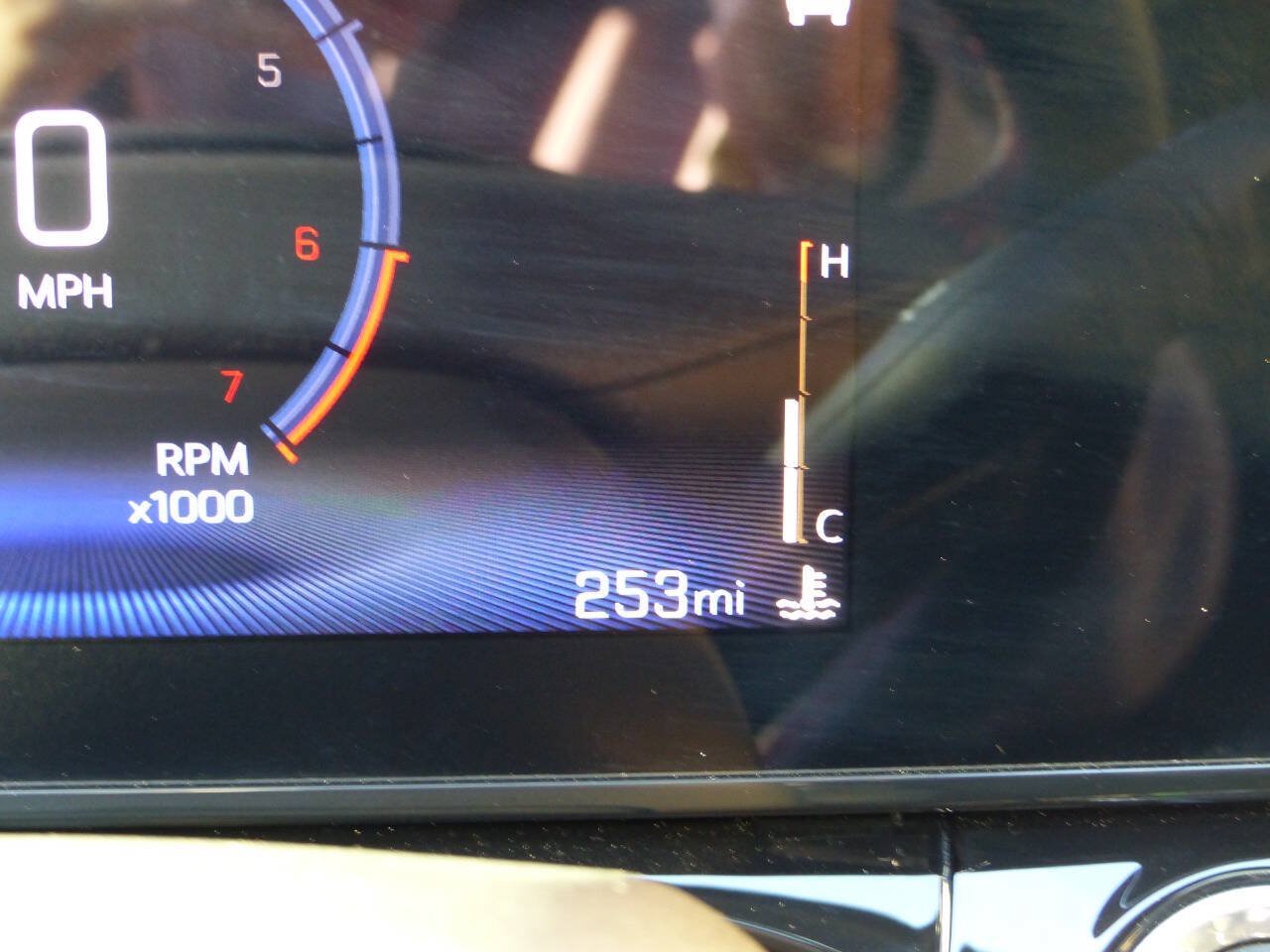 Used 2026 Chevrolet Trax RS w/ Sunroof Package FWD image 31