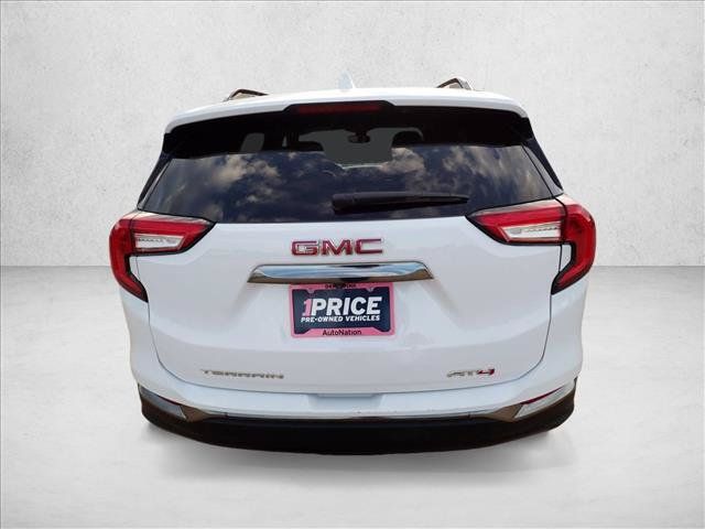 Used 2023 GMC Terrain AT4 AWD/4WD image 3