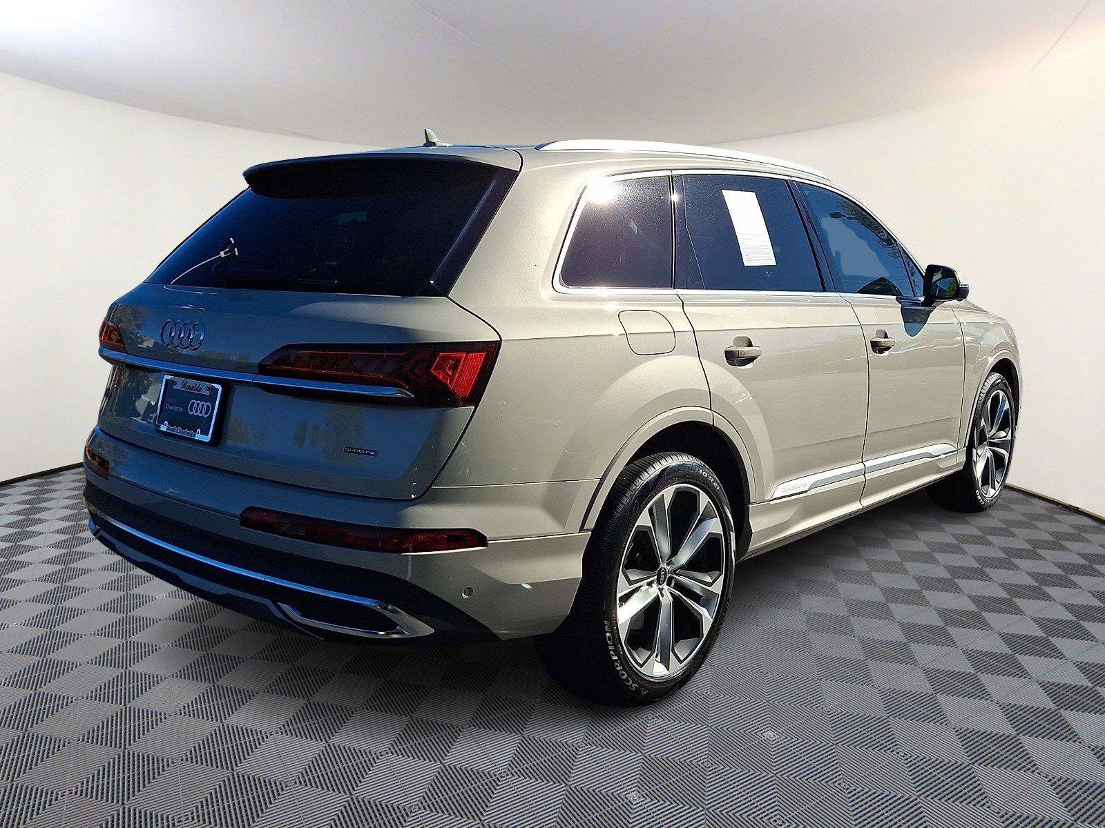 Used 2023 Audi Q7 3.0T Premium Plus w/ Premium Plus Package AWD/4WD image 6