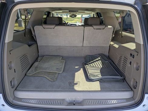 Used 2016 Chevrolet Suburban LTZ image 12