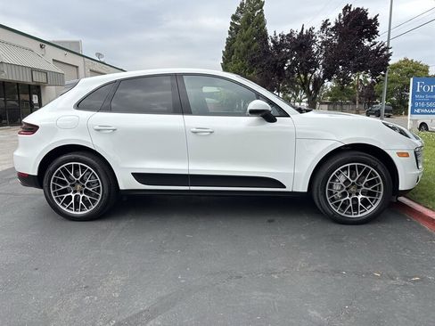 Used 2016 Porsche Macan S AWD/4WD image 14