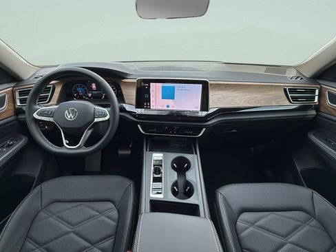 New 2026 Volkswagen Atlas SE image 21