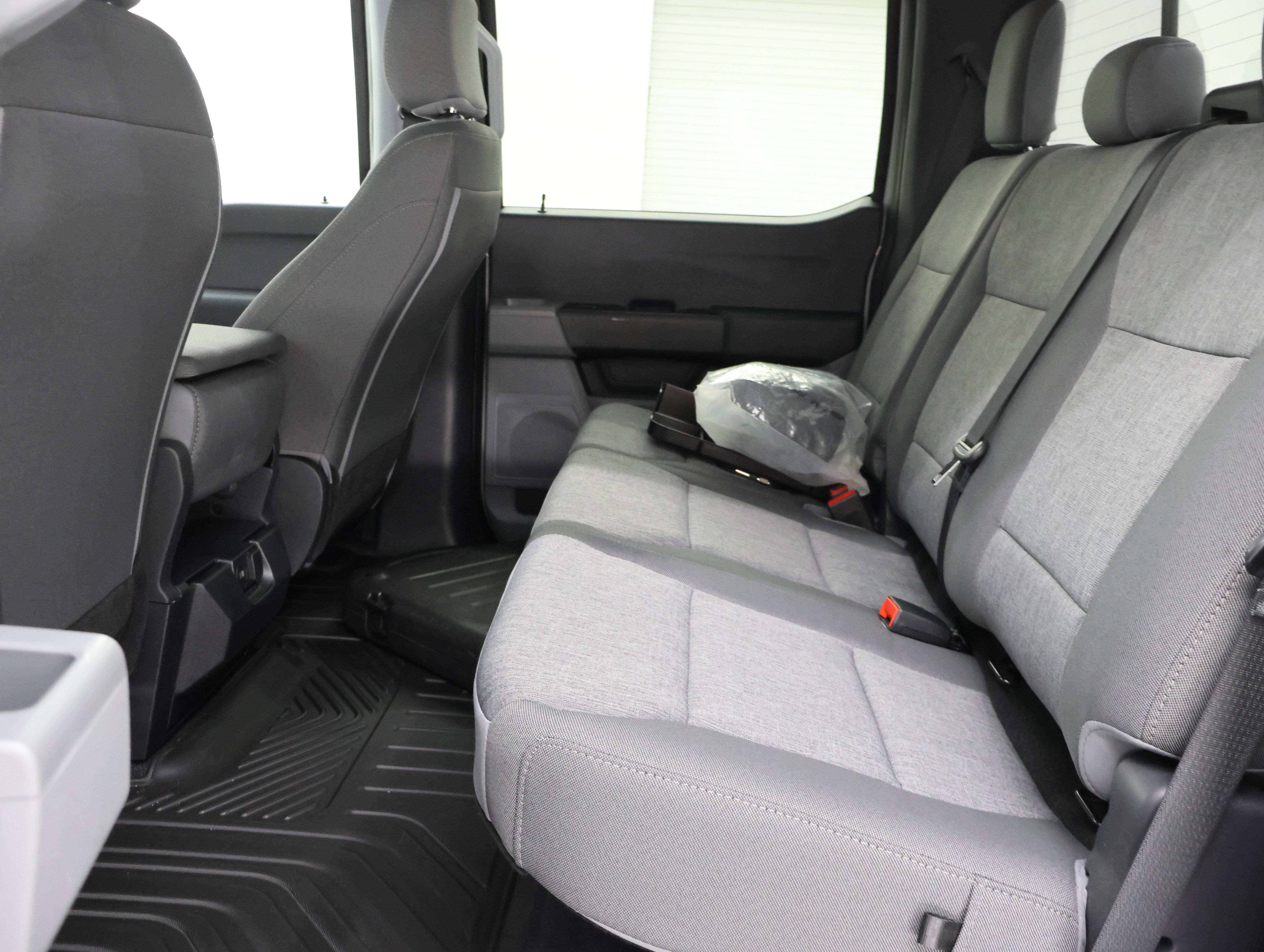 Used 2025 Ford F350 XL w/ 360-Degree Camera Package AWD/4WD image 9