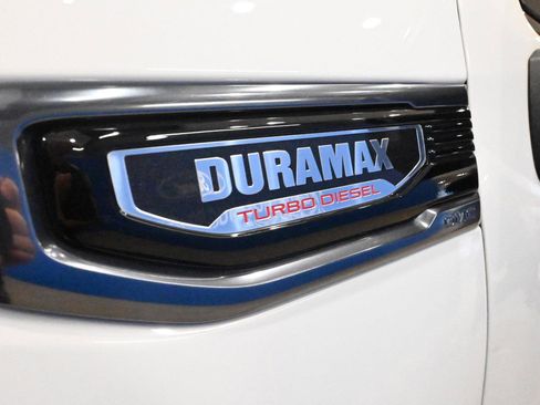 Used 2022 GMC Sierra 1500 AT4 w/ AT4 Premium Package image 11