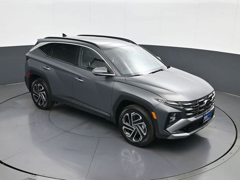 Certified 2025 Hyundai Tucson Limited image 15