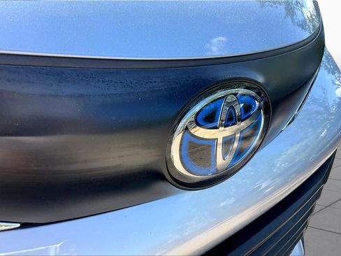 Certified 2023 Toyota Sienna XLE AWD/4WD image 29