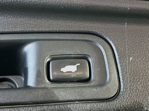 Used 2017 Honda Pilot Elite image 30