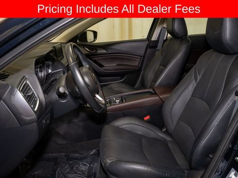 Used 2018 MAZDA MAZDA3 Grand Touring FWD image 10