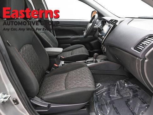 Used 2024 Mitsubishi Outlander Sport LE AWD/4WD image 24