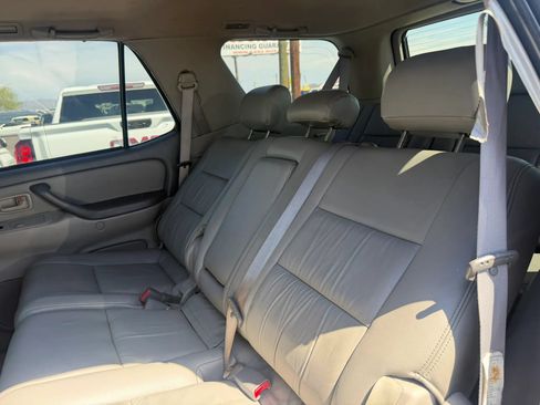 Used 2003 Toyota Sequoia SR5 RWD image 22