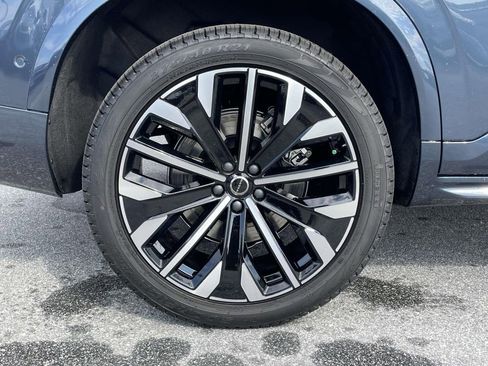 New 2026 Volvo XC90 T8 Plus image 33