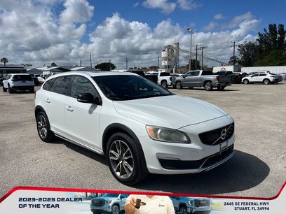 Used 2018 Volvo V60 T5 Cross Country w/ Convenience Package