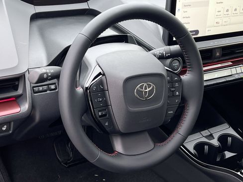 New 2026 Toyota Prius Plug-In Hybrid FWD image 16