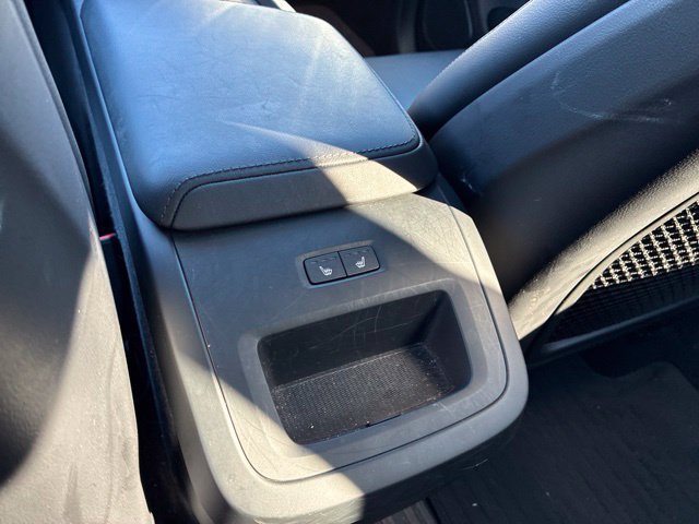 Used 2024 Volvo XC60 B5 Core w/ Protection Package Premier AWD/4WD image 28