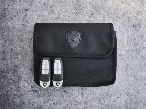 Used 2019 Lamborghini Urus AWD/4WD image 87