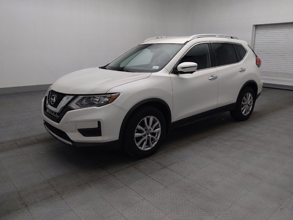 Used 2017 Nissan Rogue SV w/ SV Premium Package FWD image 2