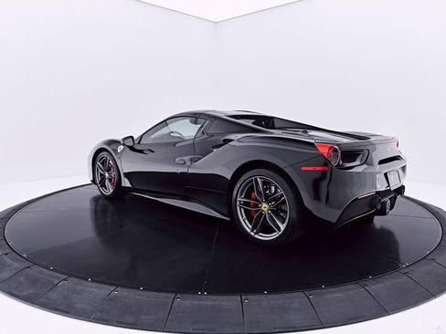 Used 2018 Ferrari 488 Spider RWD image 14