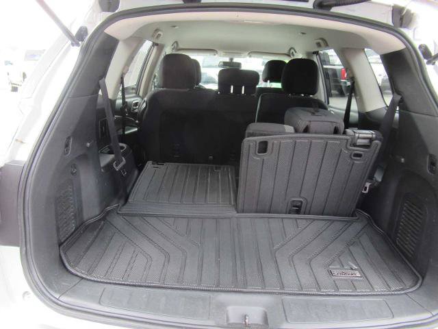 Used 2018 Nissan Pathfinder SV w/ SV Tech Package AWD/4WD image 21