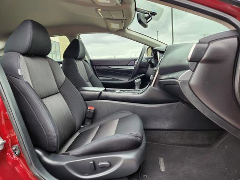 Used 2017 Nissan Maxima 3.5 S image 15