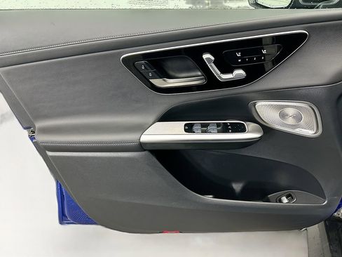 Certified 2025 Mercedes-Benz GLC 300 image 23