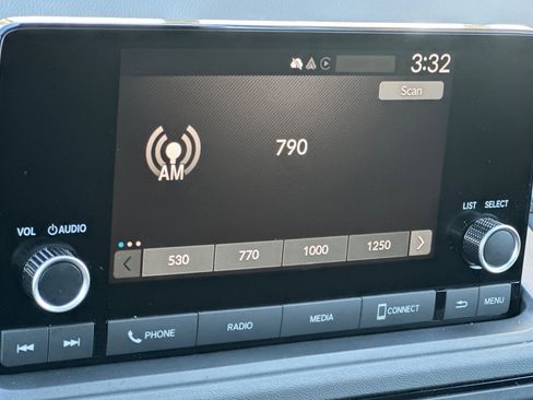 Certified 2025 Honda Accord LX image 17