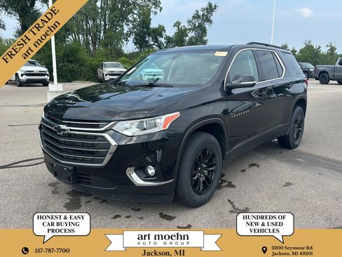 Used 2021 Chevrolet Traverse LT AWD/4WD image 1