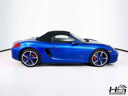 Used 2016 Porsche Boxster S image 5