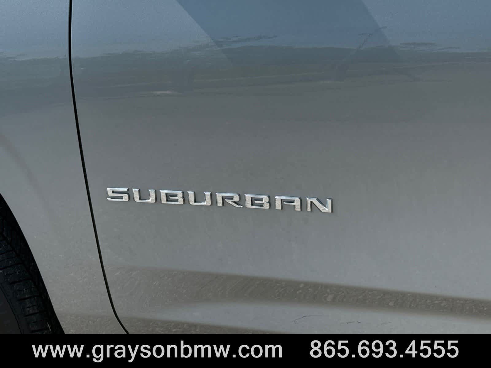 Used 2024 Chevrolet Suburban High Country w/ Premium Package AWD/4WD image 37