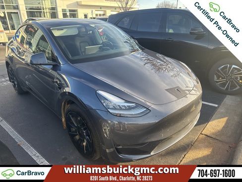 Used 2023 Tesla Model Y Long Range image 1