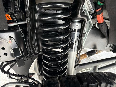 New 2026 Ford F250 Lariat w/ Black Appearance Package image 51