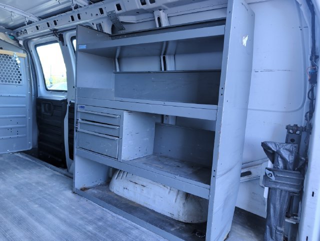 Used 2016 Chevrolet Express 2500 RWD image 27