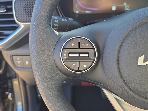 New 2025 Kia Soul LX image 30