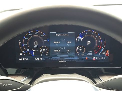 Used 2026 Chevrolet Suburban Premier AWD/4WD image 29