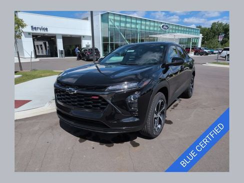 Used 2024 Chevrolet Trax RS w/ Driver Confidence Package FWD image 1