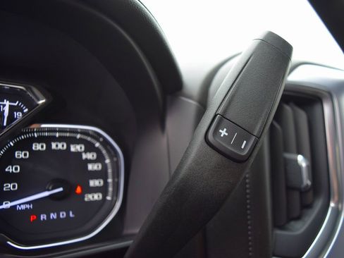 Used 2019 GMC Sierra 1500 SLT image 17