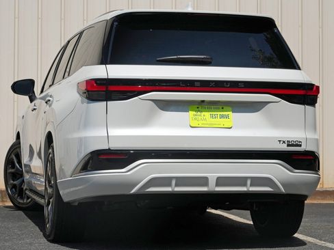 Used 2025 Lexus TX 500h AWD w/ Technology Package image 6
