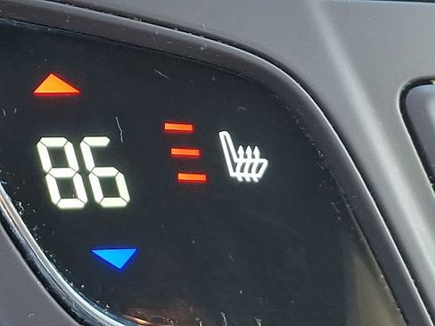 Used 2016 Buick Regal AWD image 29