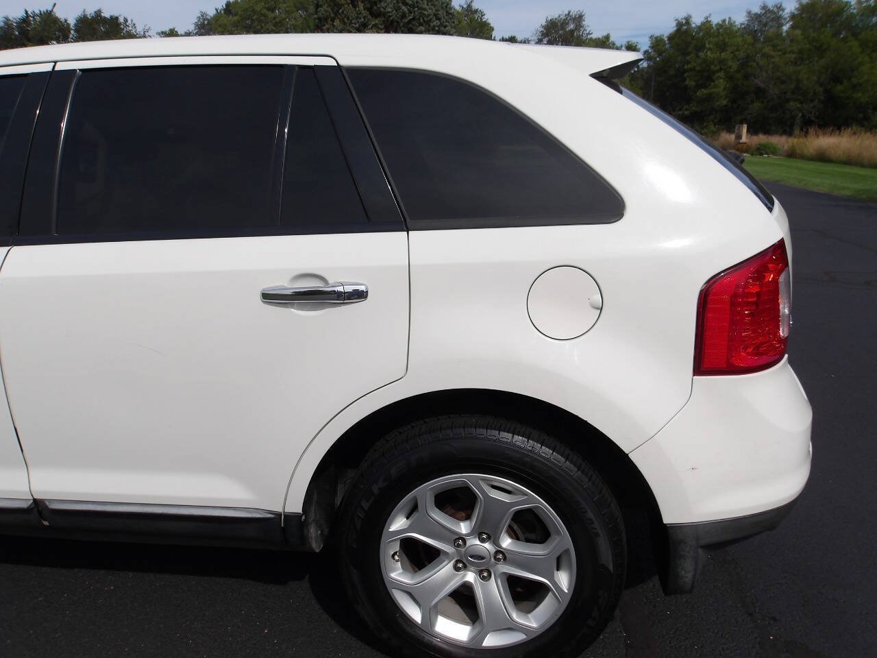 Used 2011 Ford Edge SEL w/ 202A Rapid Spec Order Code AWD/4WD image 33