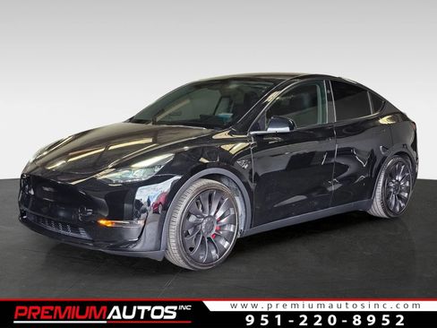 Used 2023 Tesla Model Y Performance AWD/4WD image 1