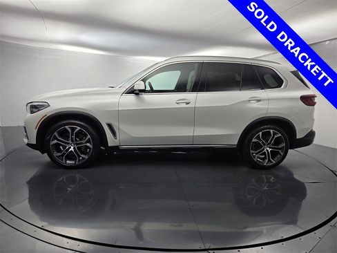 Certified 2022 BMW X5 sDrive40i w/ Premium Package image 5