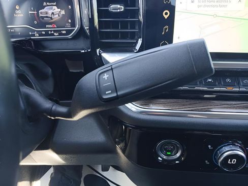 Used 2023 GMC Sierra 1500 Elevation AWD/4WD image 12